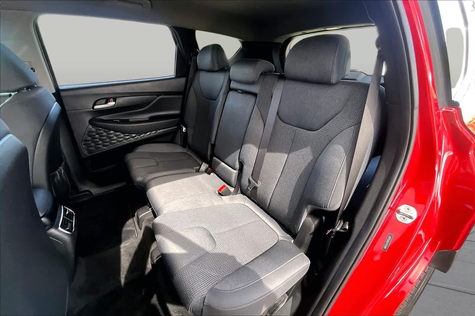 Used 2021 Hyundai Santa Fe SEL FWD image 36