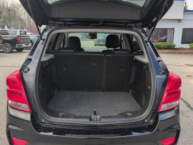 Used 2019 Chevrolet Trax LT w/ Sun & Sound Package image 25