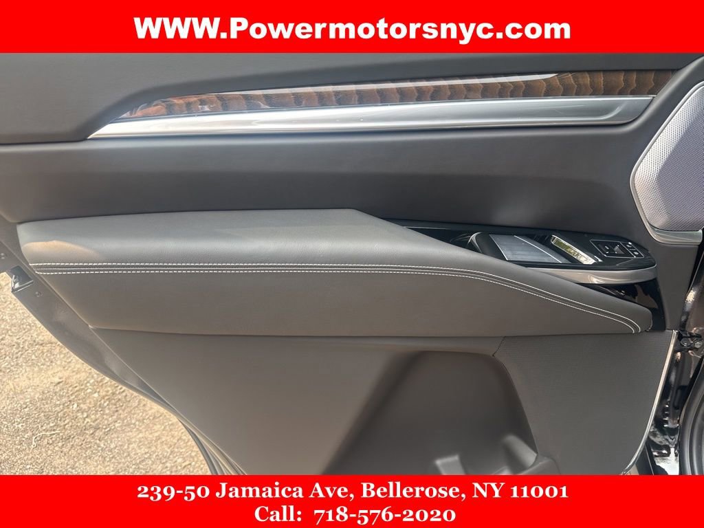 Used 2025 Cadillac Escalade Sport Platinum AWD/4WD image 36