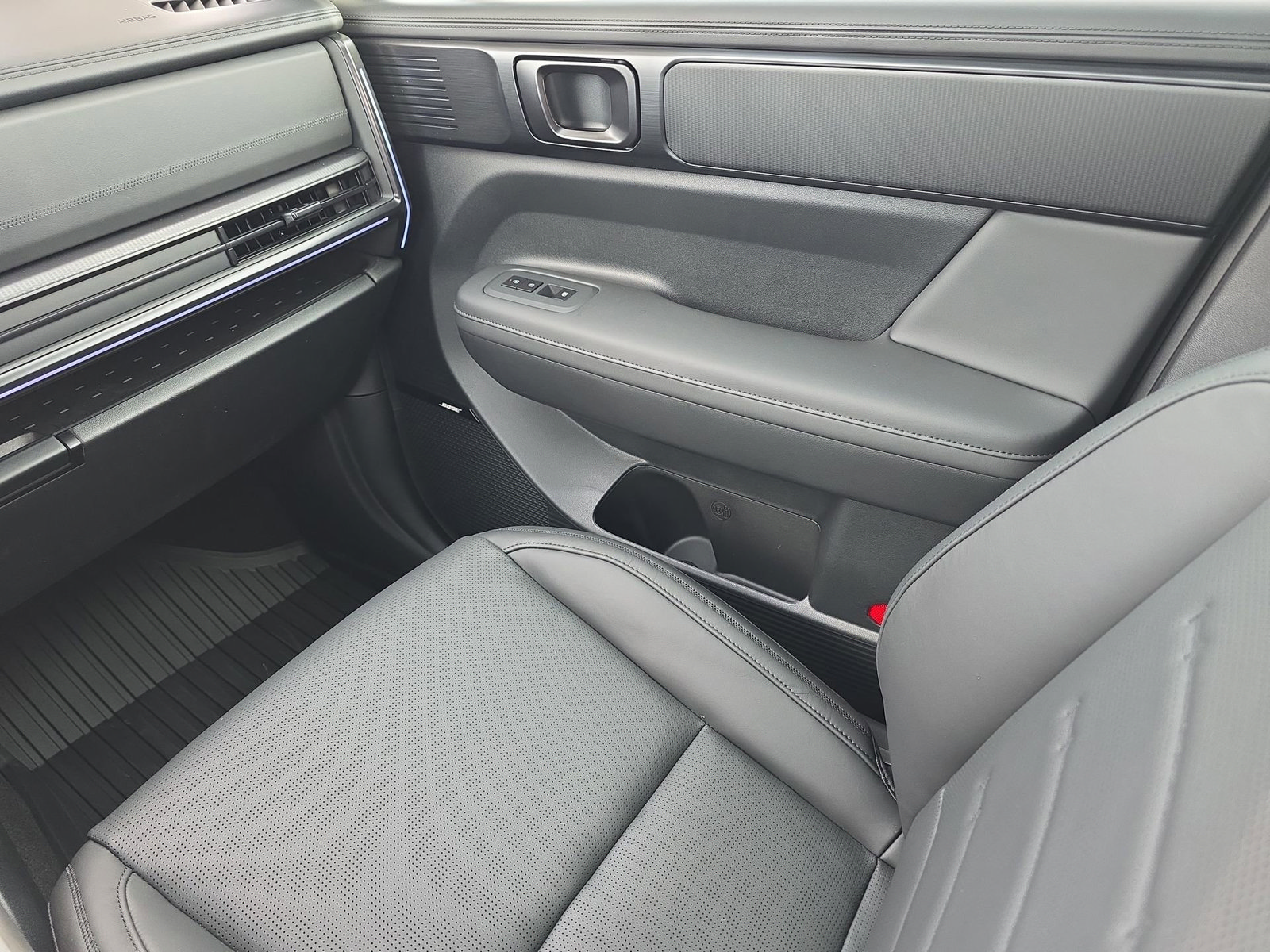 New 2026 Hyundai Santa Fe Calligraphy FWD image 13