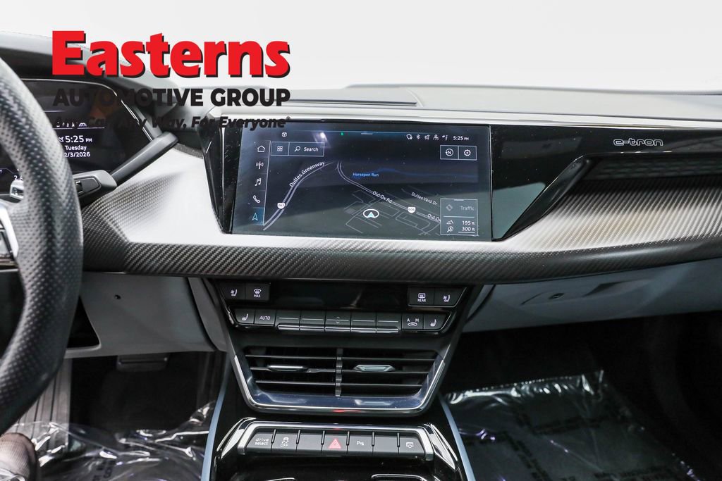 Used 2022 Audi e-tron GT Premium Plus w/ Performance Package image 12