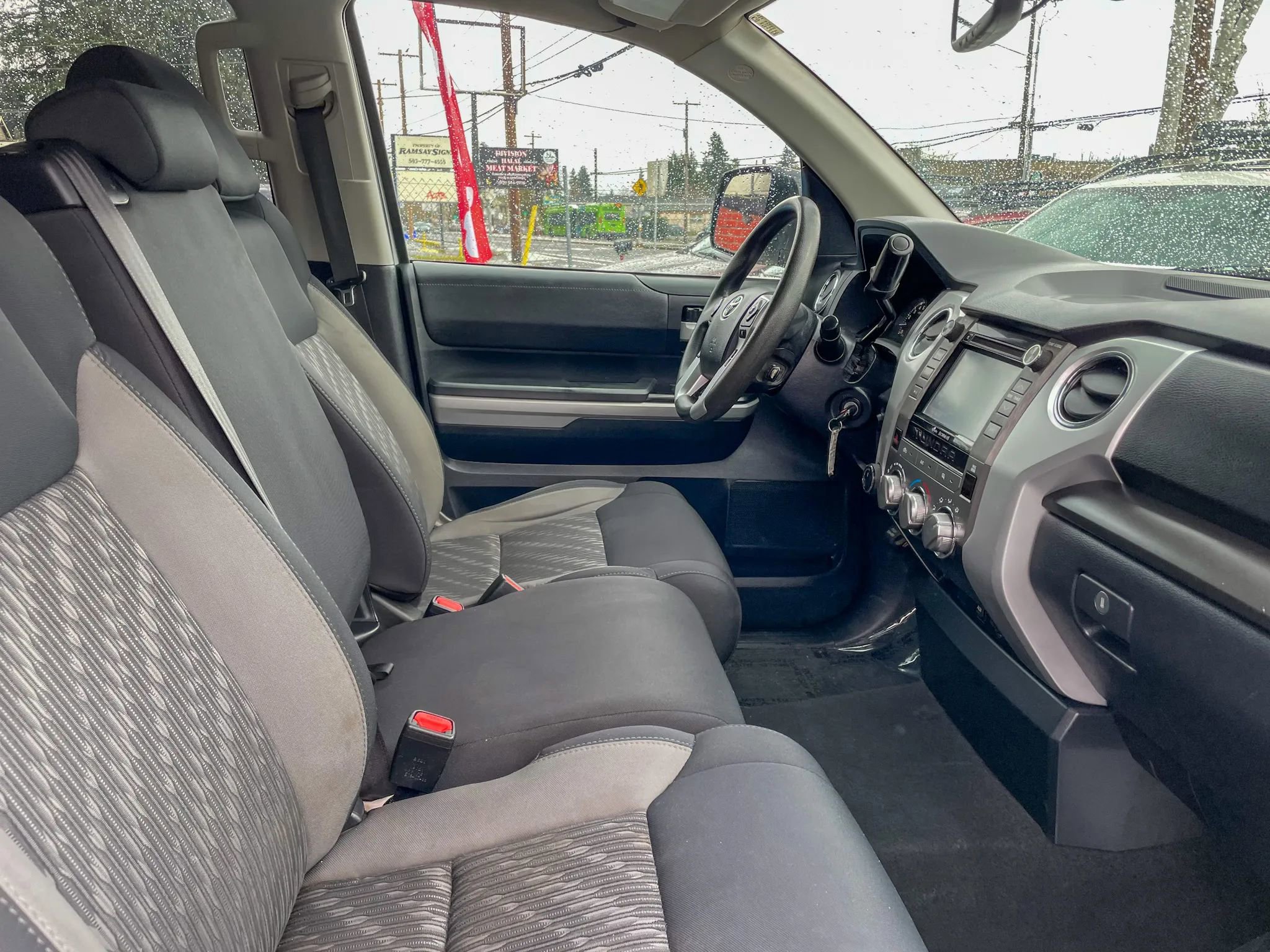 Used 2019 Toyota Tundra SR5 AWD/4WD image 29