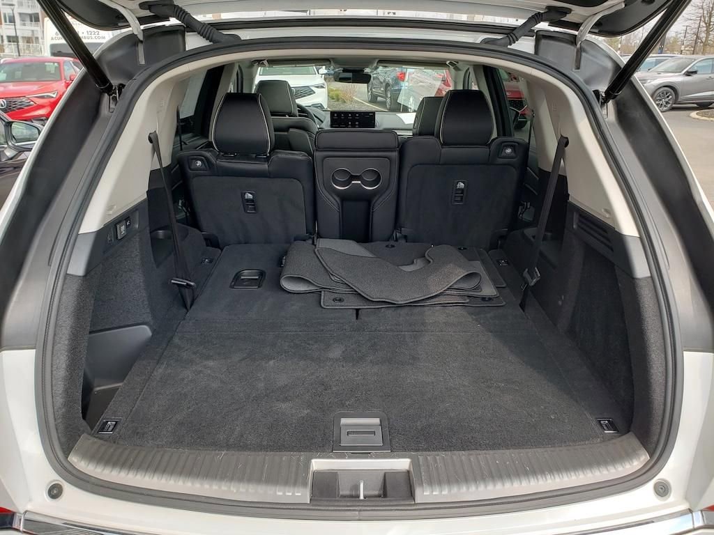 Certified 2023 Acura MDX SH-AWD w/ Advance Package image 8