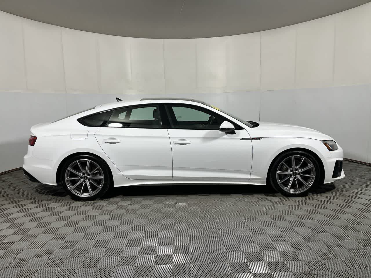 Used 2025 Audi A5 2.0T Premium AWD/4WD image 9