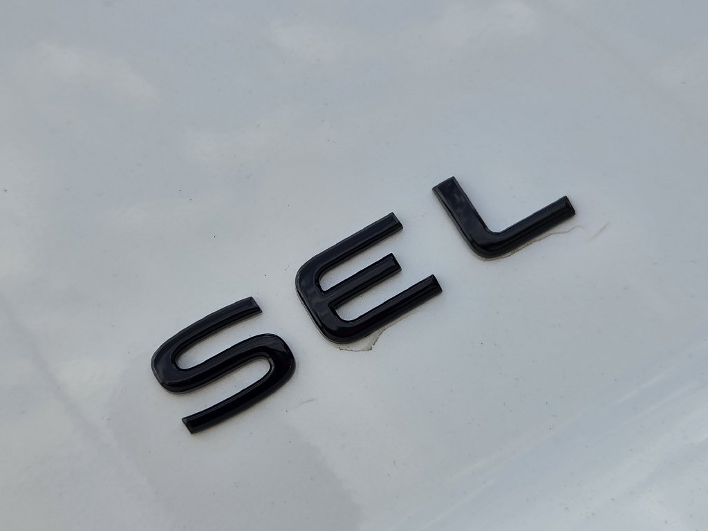 New 2026 Volkswagen Atlas Cross Sport SEL R-Line AWD/4WD image 9