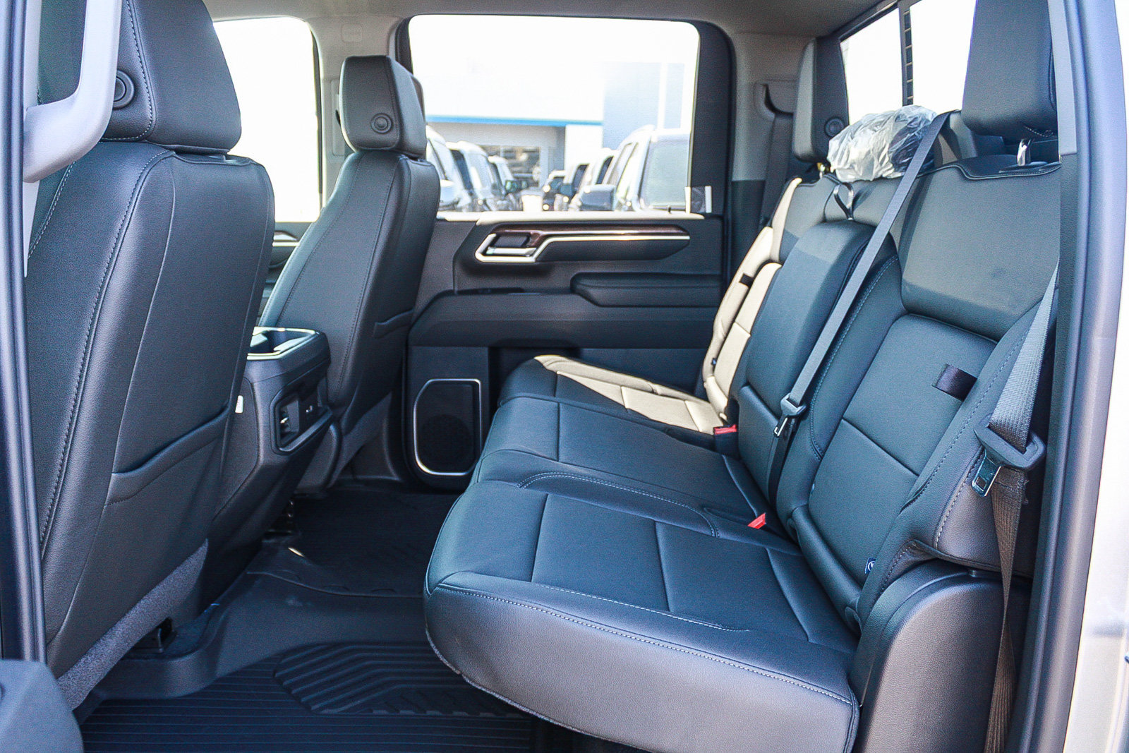 New 2026 Chevrolet Silverado 2500 LT w/ All Star Edition AWD/4WD image 18