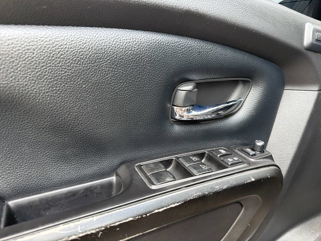 Used 2020 Nissan Titan PRO-4X w/ Pro-4x Convenience Package AWD/4WD image 21