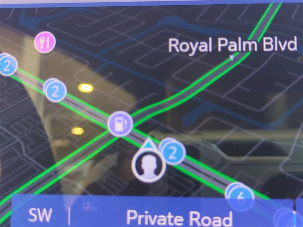 Used 2023 Chevrolet Corvette Stingray w/ Z51 Performance Package image 24