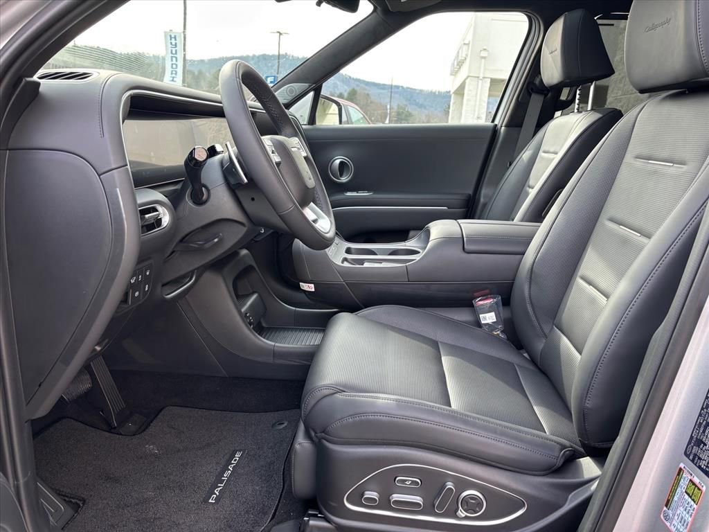 New 2026 Hyundai Palisade Calligraphy FWD image 10