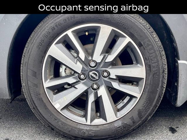 Certified 2024 Nissan Versa SV w/ Trunk Package image 22