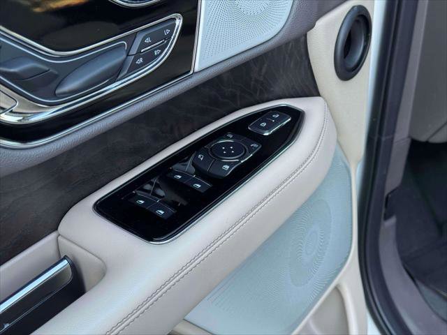 Used 2022 Lincoln Navigator L Reserve AWD/4WD image 18