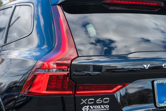 New 2026 Volvo XC60 T8 Plus w/ Protection Package Premier AWD/4WD image 8