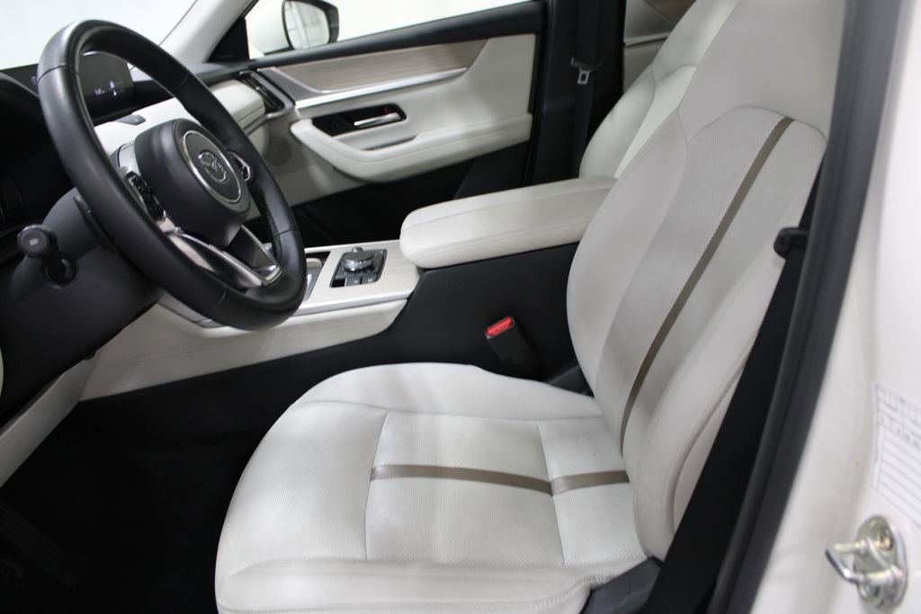 Used 2025 MAZDA CX-90 3.3 Turbo w/ Premium Plus Pkg image 14
