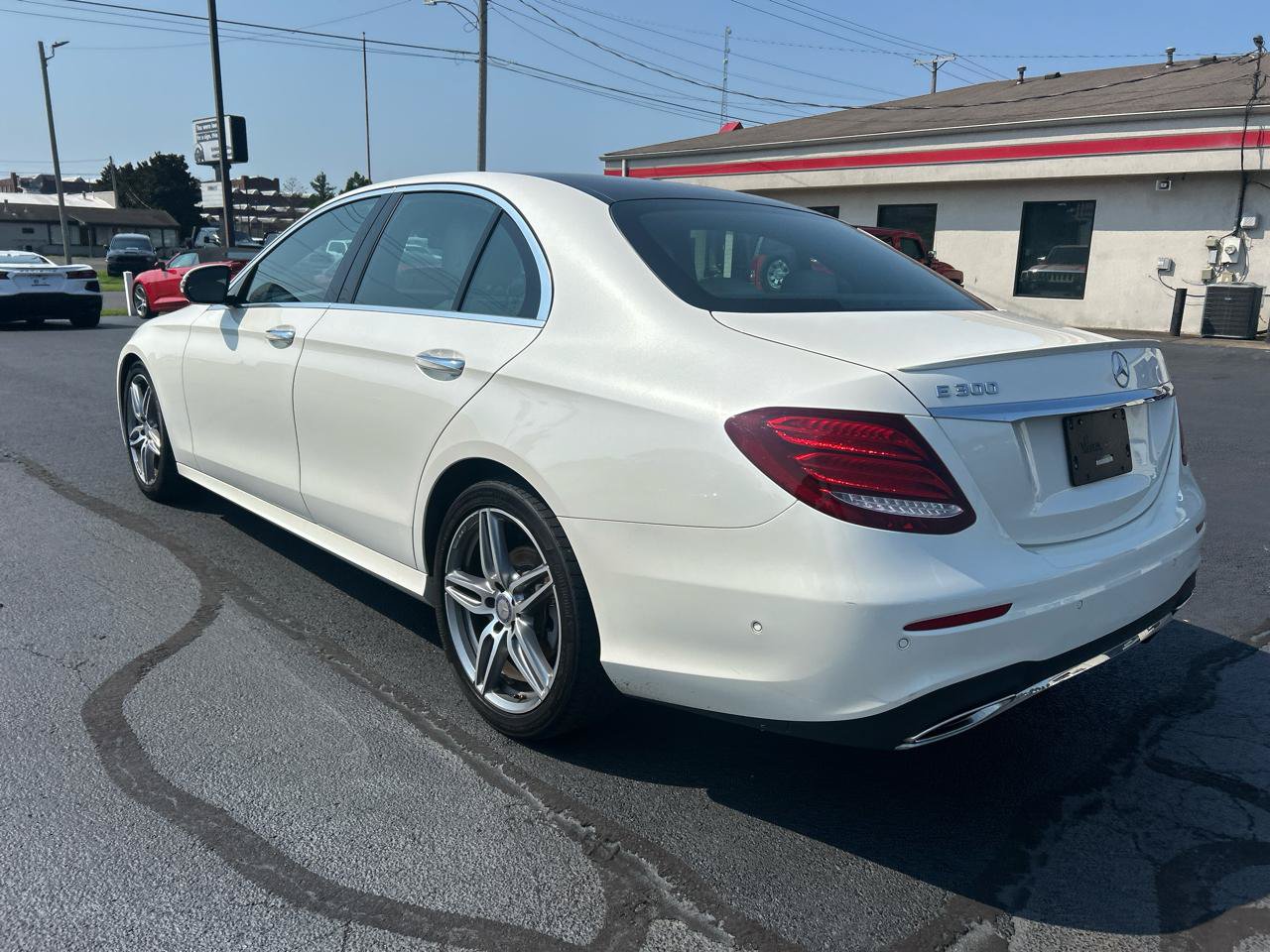 Used 2017 Mercedes-Benz E 300 image 7