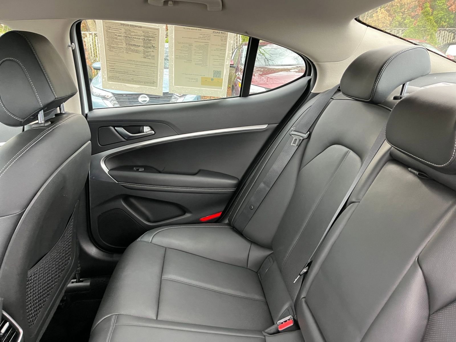 Used 2025 Genesis G70 2.5T image 39