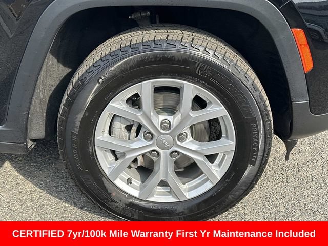Certified 2023 Jeep Grand Cherokee Limited AWD/4WD image 8