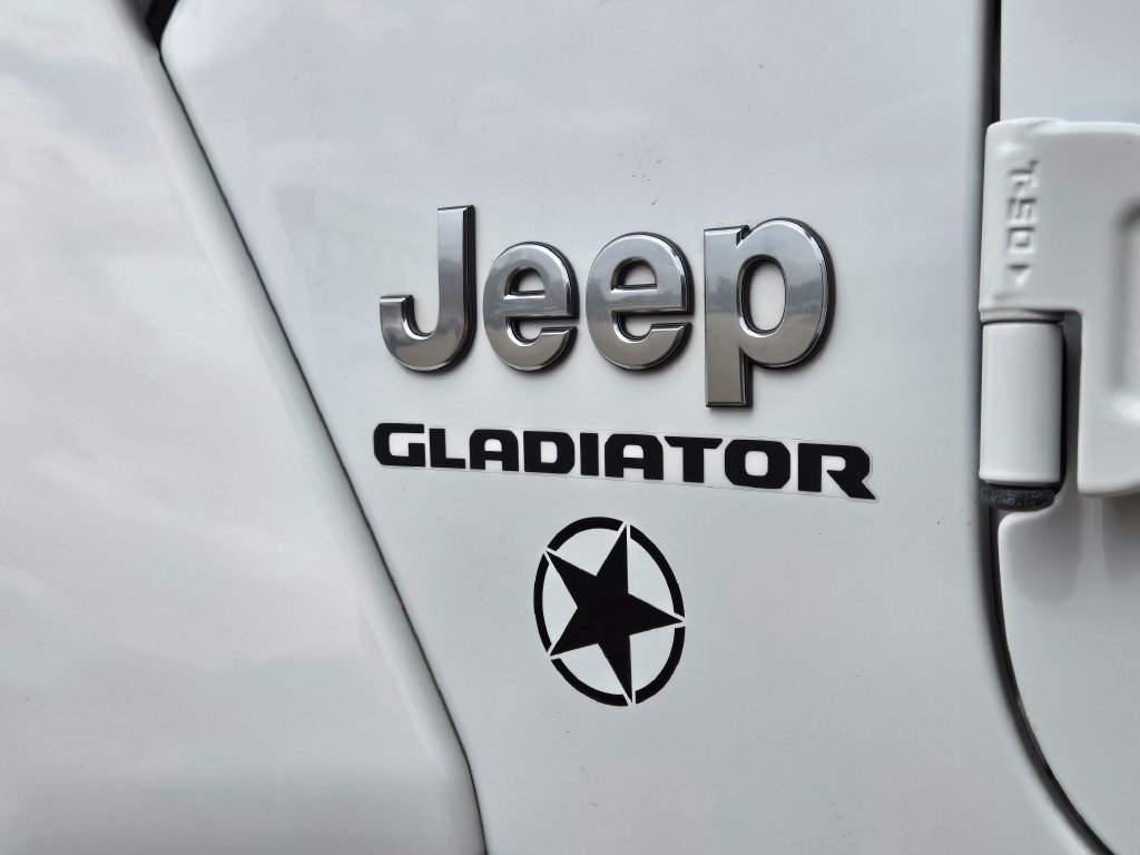 Used 2022 Jeep Gladiator Overland w/ Popular Equipment Package AWD/4WD image 10