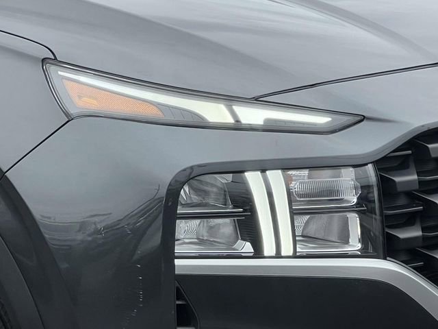 Certified 2023 Hyundai Santa Fe SEL AWD/4WD image 8