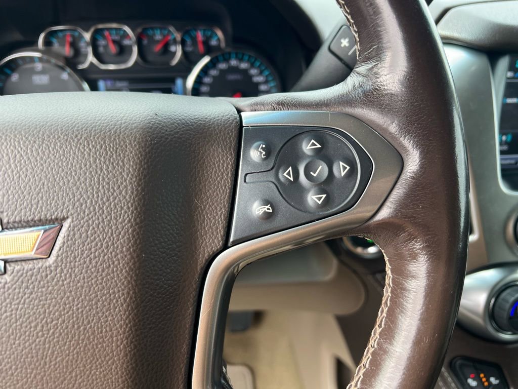 Used 2018 Chevrolet Suburban LT w/ LT Signature Package image 44