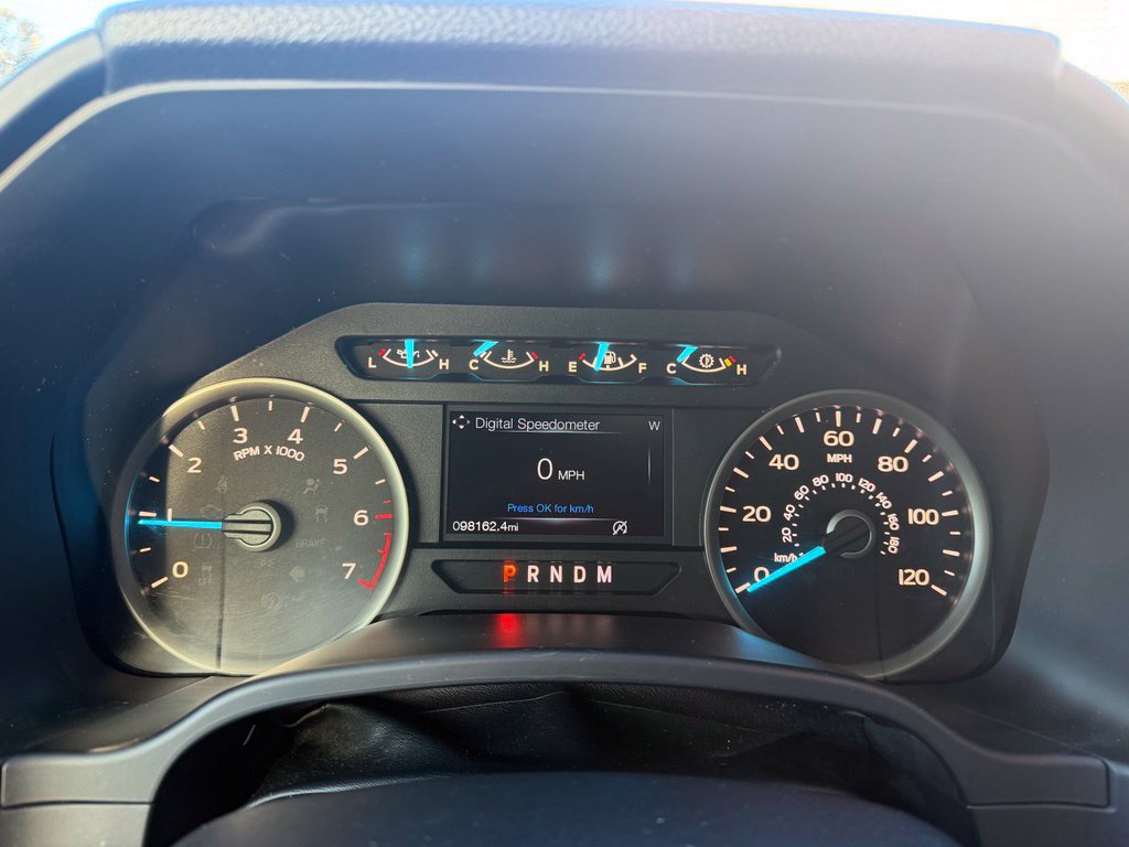 Used 2018 Ford F150 XLT w/ Equipment Group 302A Luxury AWD/4WD image 11