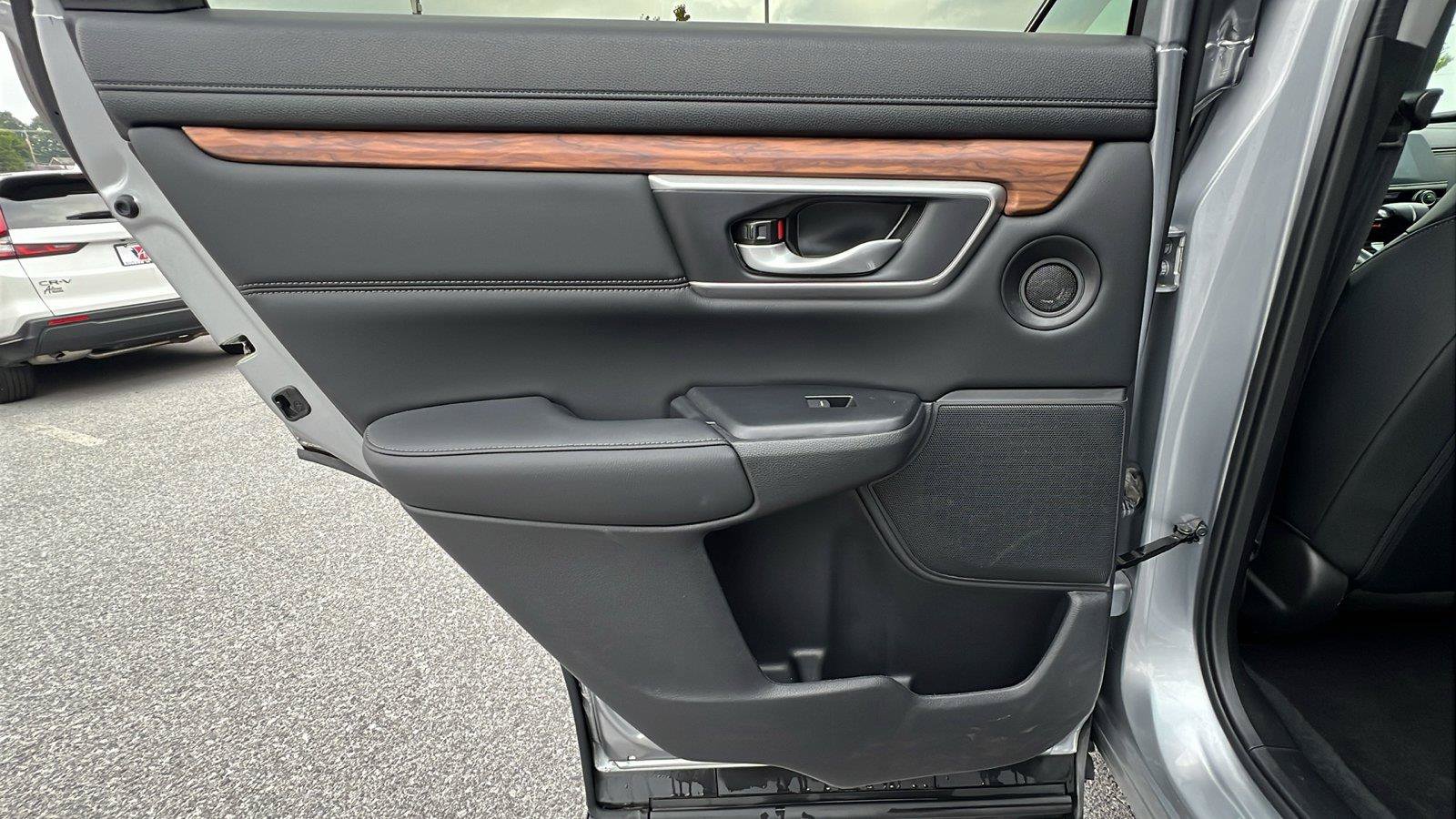 Used 2022 Honda CR-V EX-L image 17