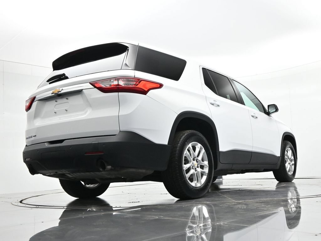 Used 2021 Chevrolet Traverse LS AWD/4WD image 28