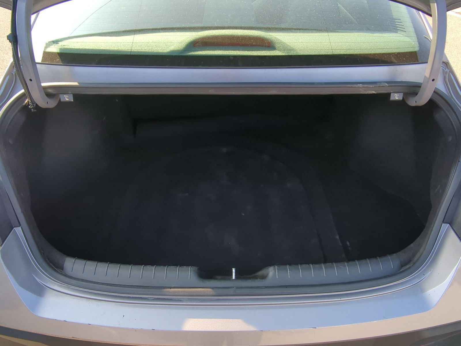 Used 2024 Hyundai Elantra SEL image 35