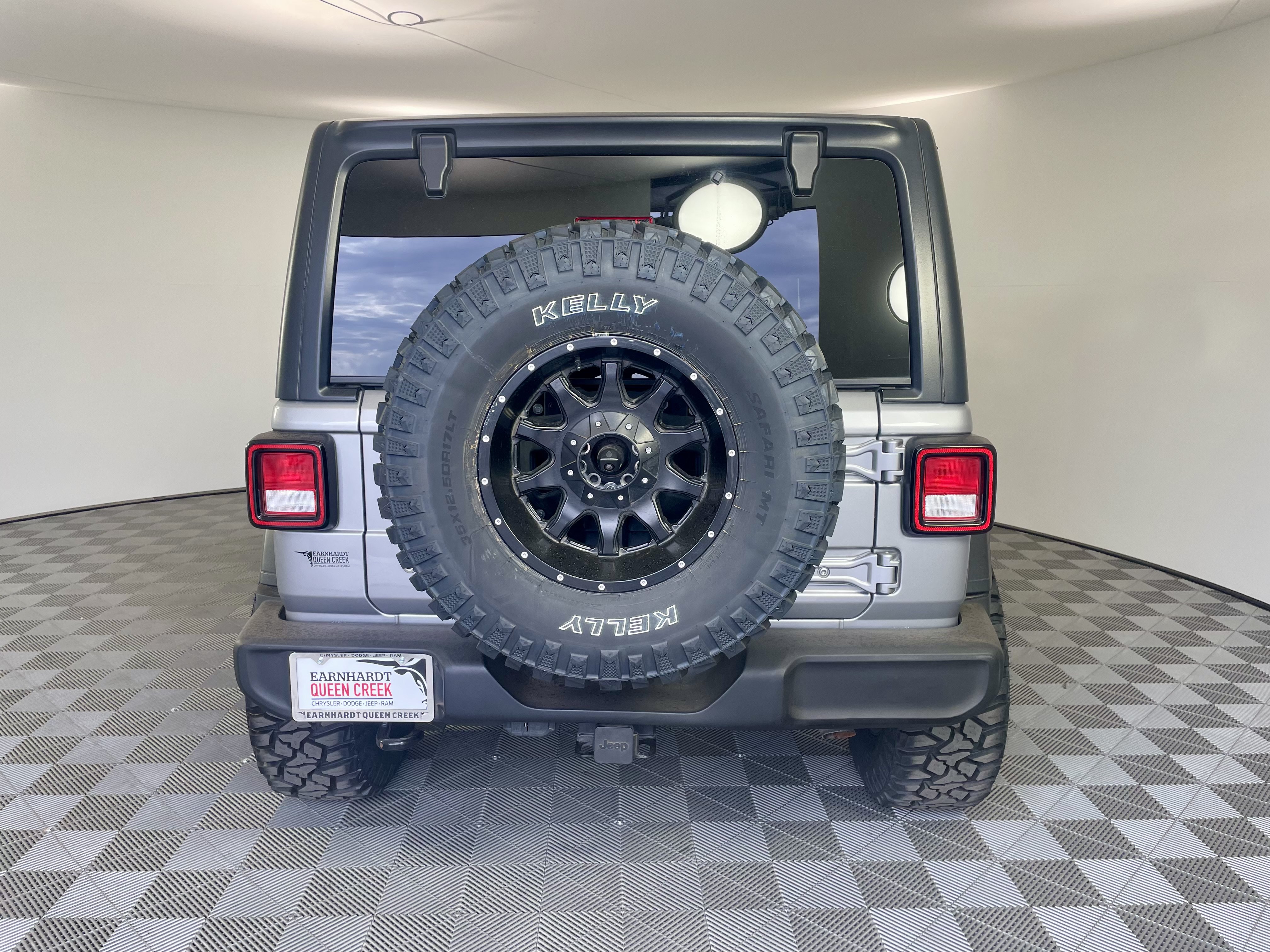 Used 2018 Jeep Wrangler Unlimited Sport S AWD/4WD image 4