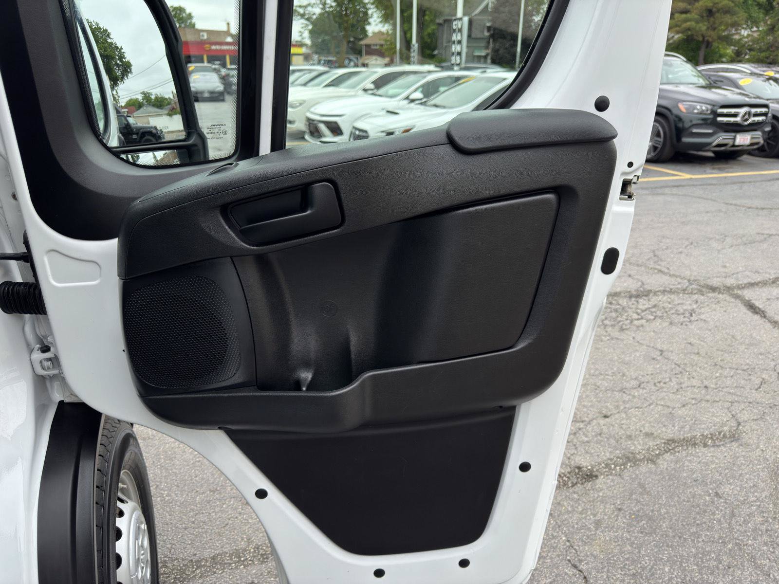 Used 2025 RAM ProMaster 2500 w/ Convenience Group FWD image 33