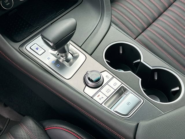 Certified 2025 Genesis G70 2.5T w/ Sport Prestige Package image 15