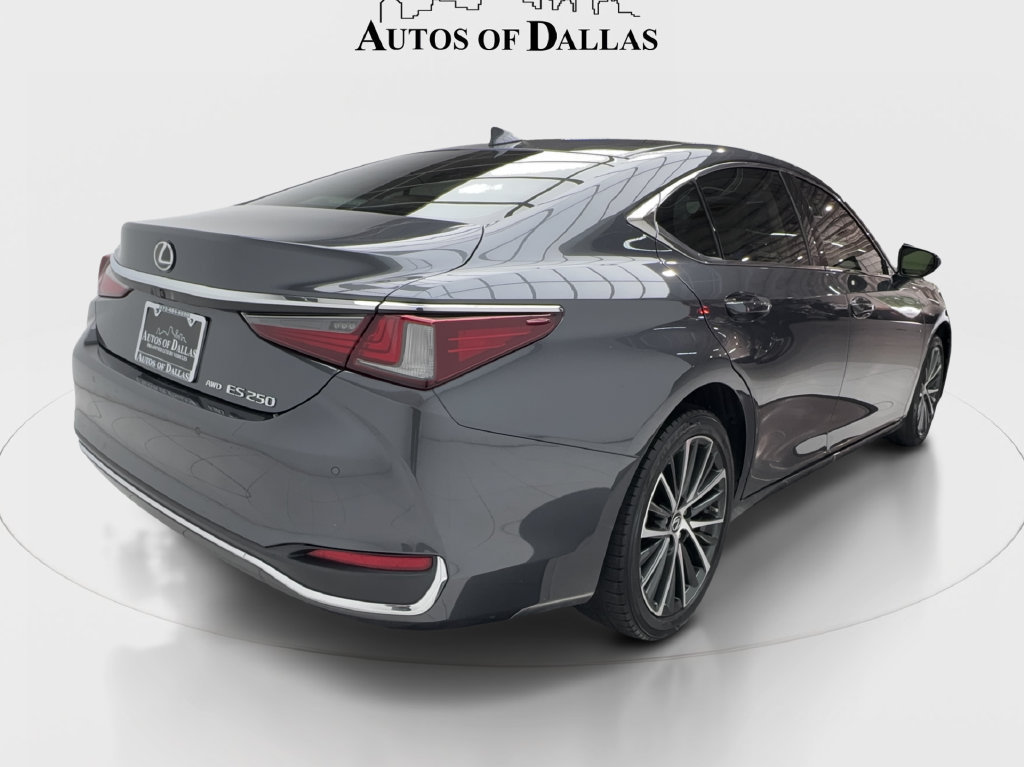 Used 2024 Lexus ES 250 w/ Premium Package AWD/4WD image 8