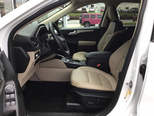 Used 2020 Ford Escape SEL AWD/4WD image 9