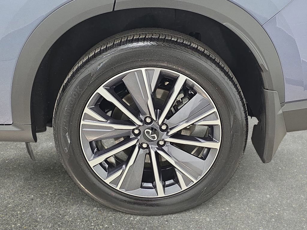 Certified 2026 INFINITI QX60 Luxe w/ Cargo Package AWD/4WD image 28