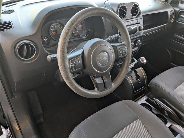 Used 2015 Jeep Patriot Sport w/ Power Value Group AWD/4WD image 9