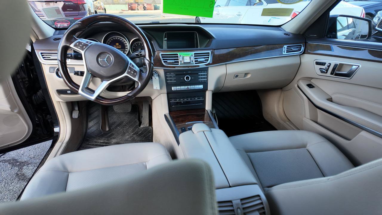 Used 2016 Mercedes-Benz E 350 4MATIC Sedan image 7