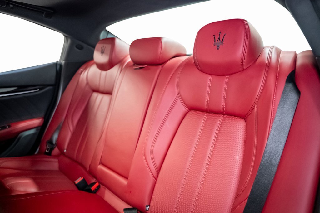 Used 2021 Maserati Ghibli S GranSport image 42