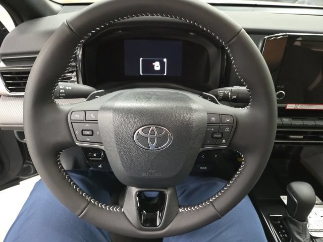 New 2026 Toyota Camry SE FWD image 29