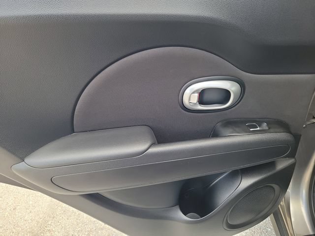 Used 2019 Kia Soul FWD image 9
