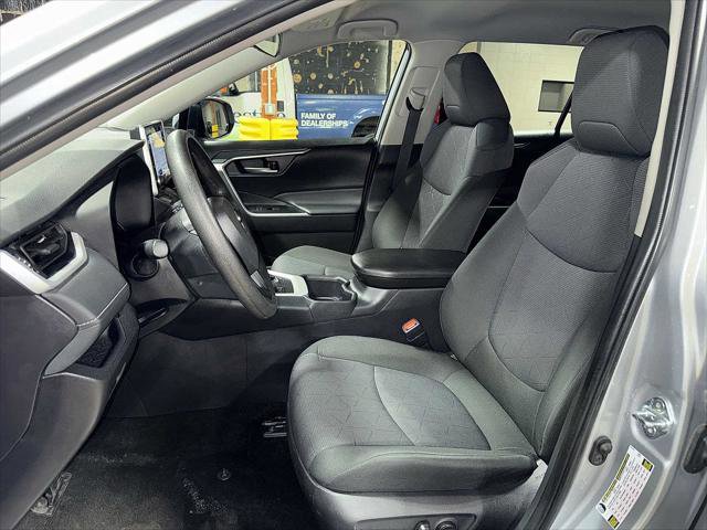 Certified 2025 Toyota RAV4 XLE AWD/4WD image 15