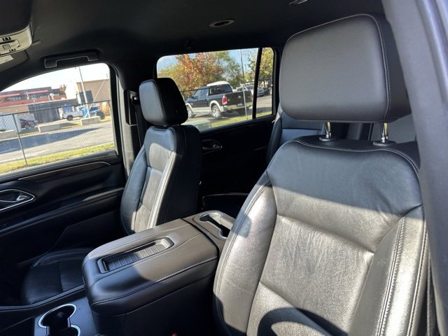 Used 2021 Chevrolet Suburban LT image 8