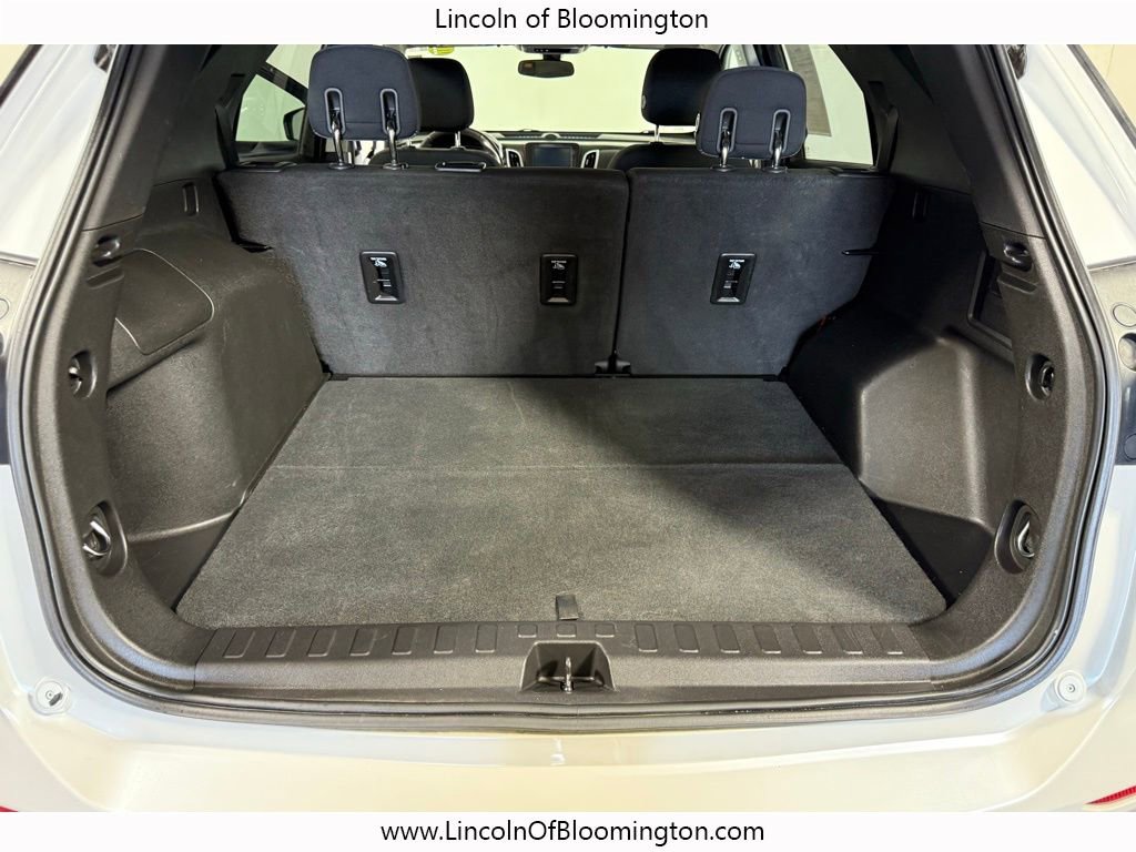 Used 2018 Chevrolet Equinox LT AWD/4WD image 48