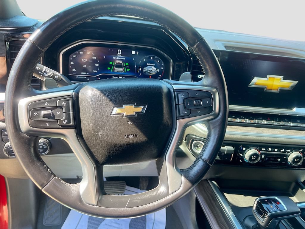 Used 2023 Chevrolet Silverado 1500 LTZ w/ Technology Package AWD/4WD image 11