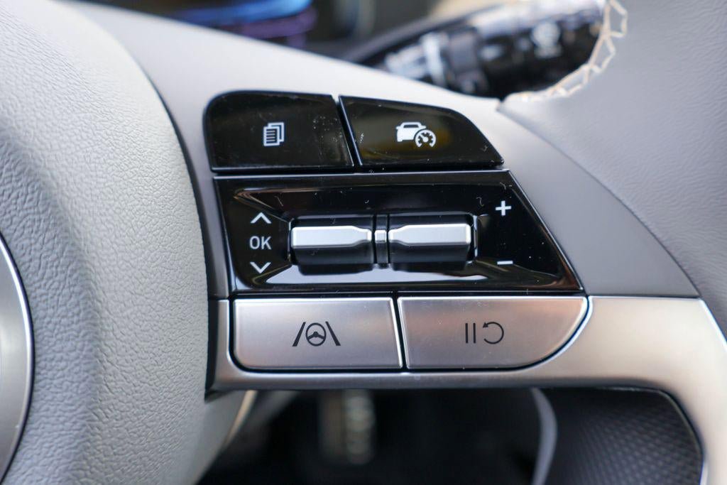 New 2026 Hyundai Elantra Sport FWD image 13