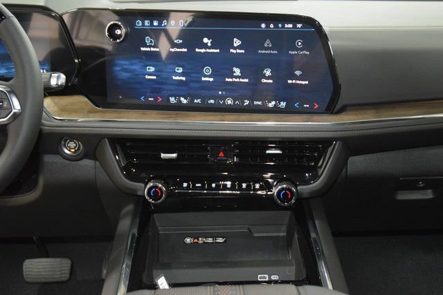 New 2026 Chevrolet Suburban High Country image 32