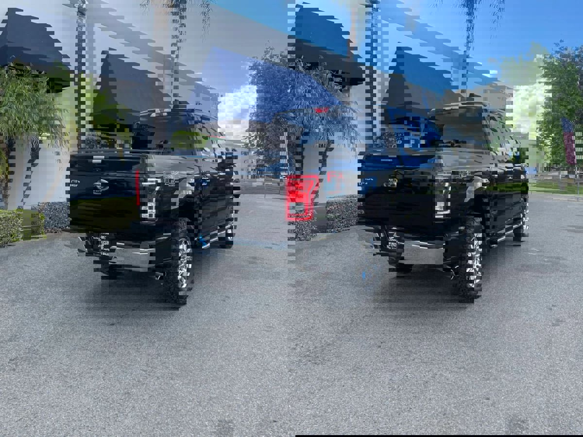 Used 2017 Ford F150 XLT w/ Equipment Group 301A Mid AWD/4WD image 5