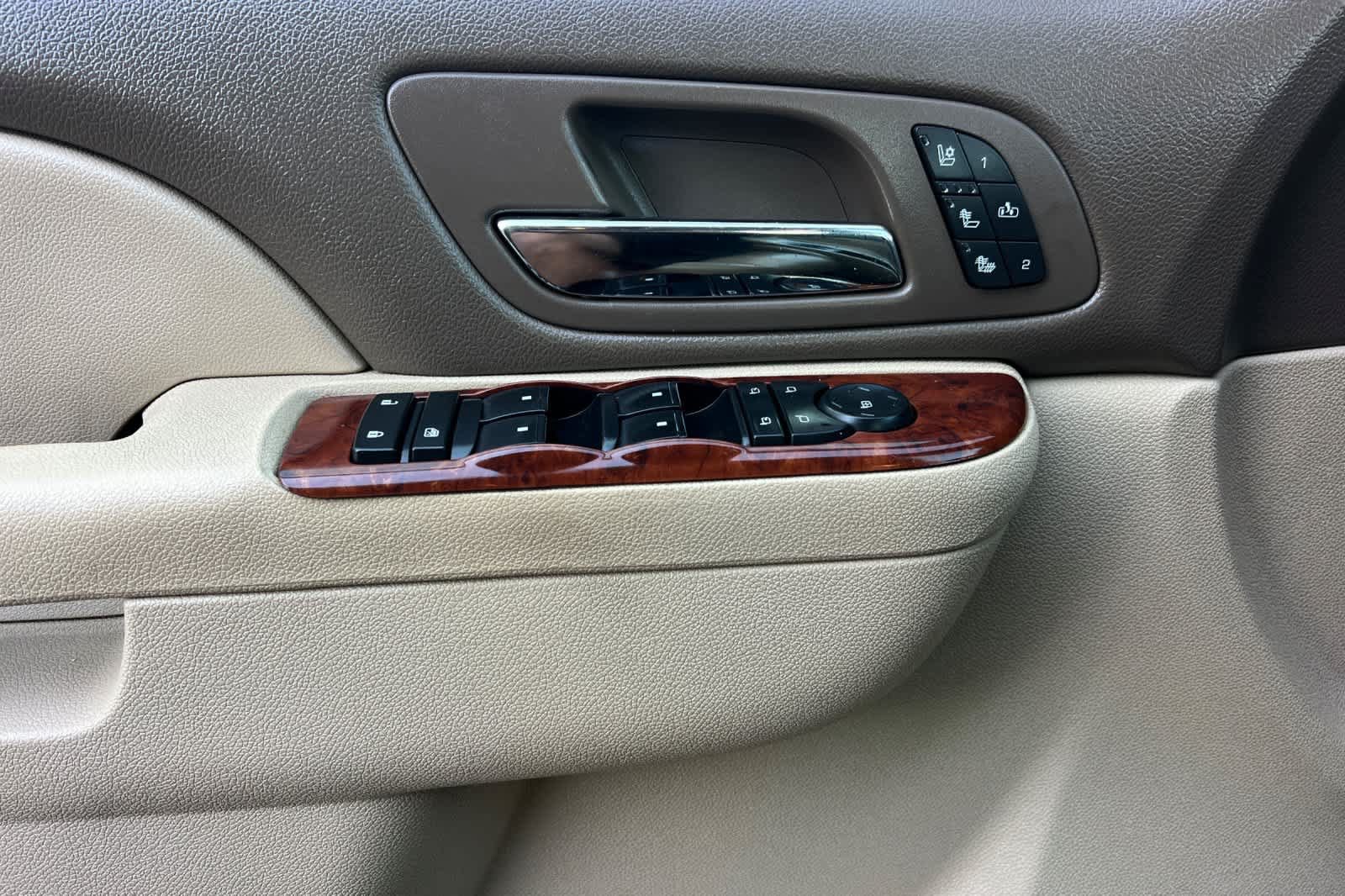 Used 2014 GMC Sierra 2500 SLT w/ SLT Convenience Package AWD/4WD image 12