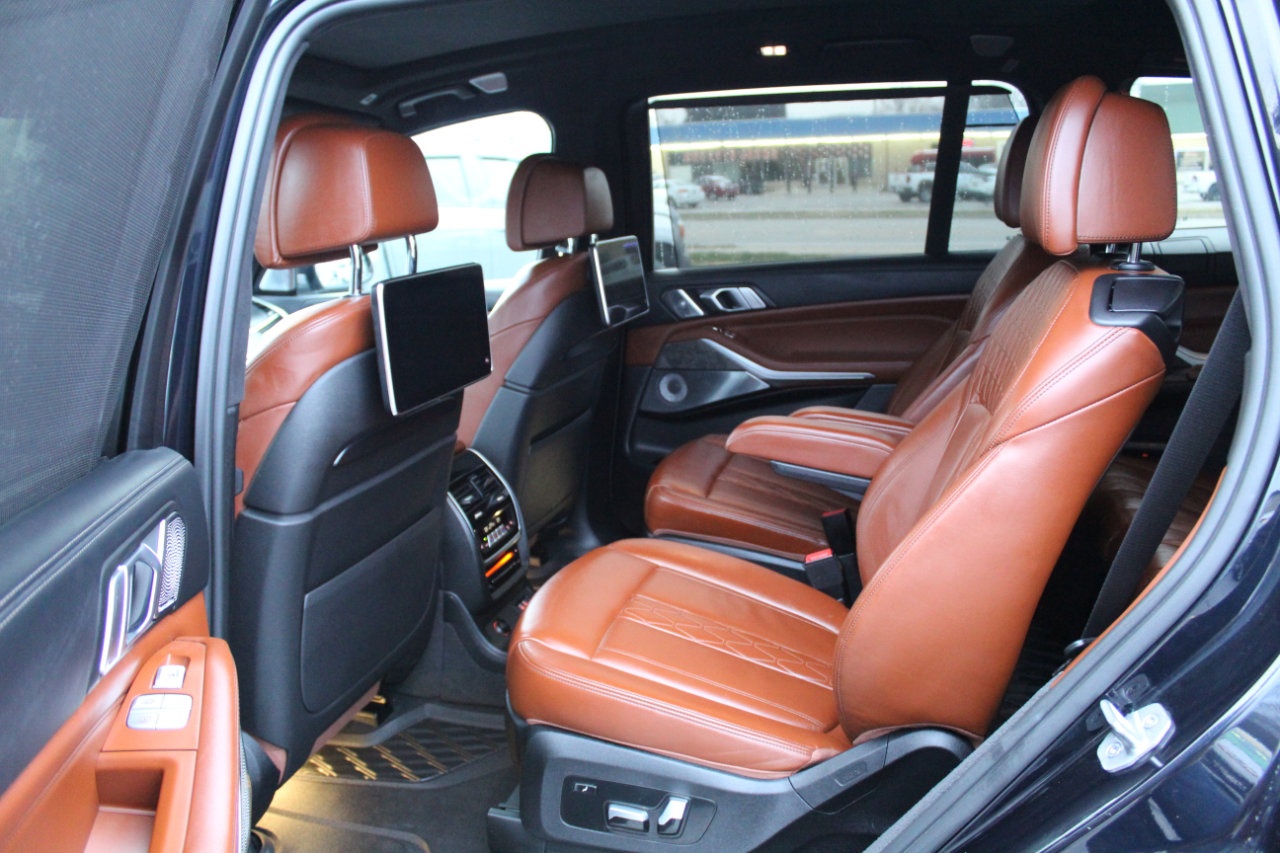 Used 2019 BMW X7 xDrive50i w/ Dynamic Handling Package image 10