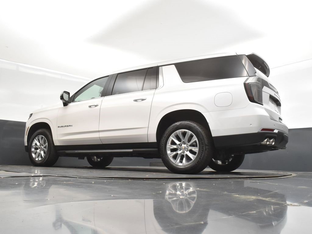 New 2025 Chevrolet Suburban Premier image 41