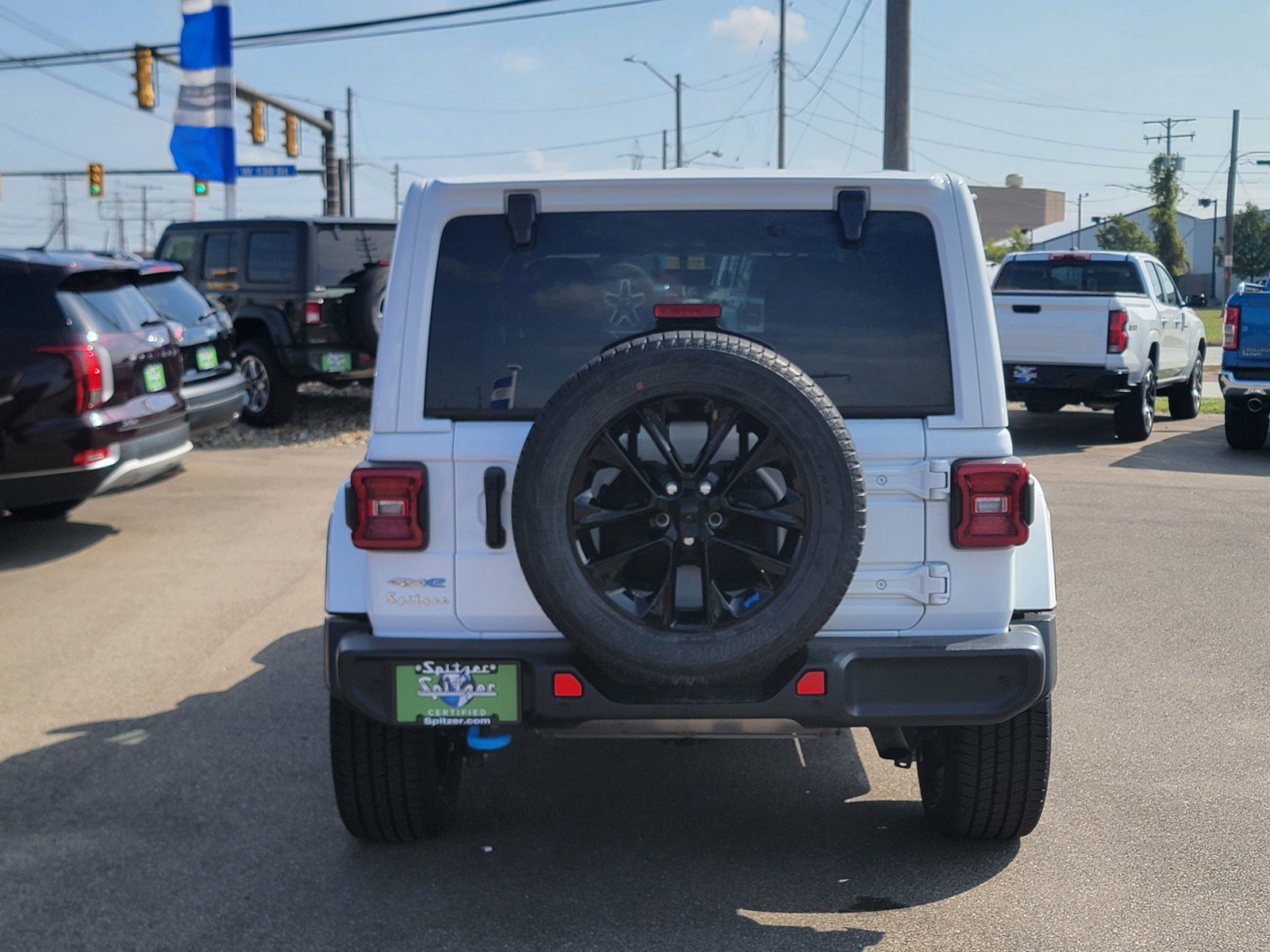 Certified 2022 Jeep Wrangler Unlimited Sahara w/ Cold Weather Group image 6
