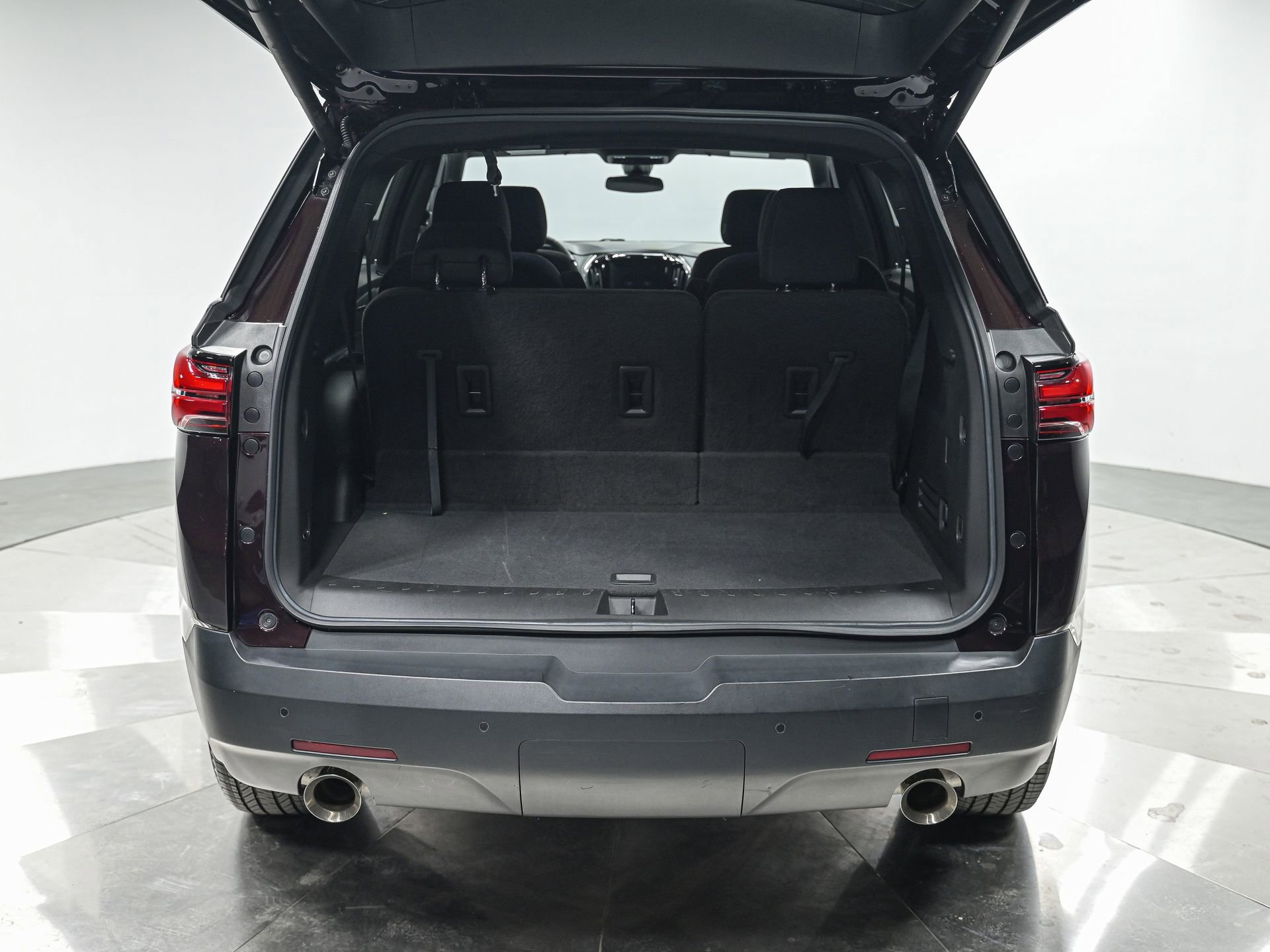 Used 2023 Chevrolet Traverse LT AWD/4WD image 6